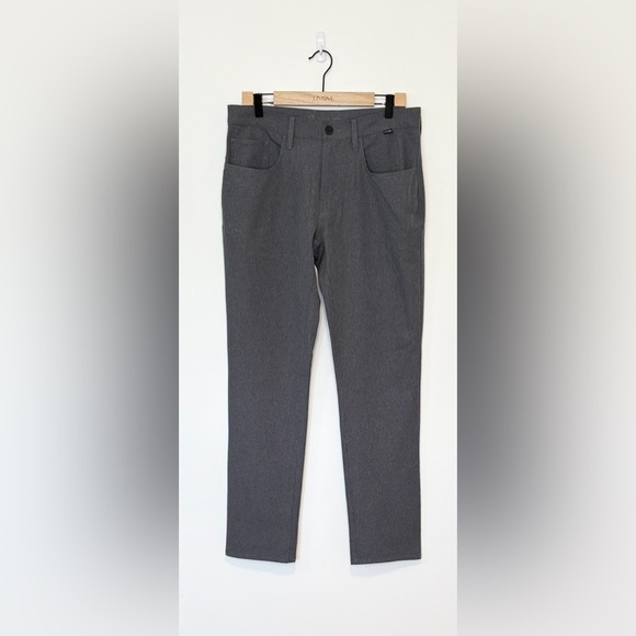 TravisMathew Open to Close Golf
Pants , sz : 32 - Picture 2 of 7